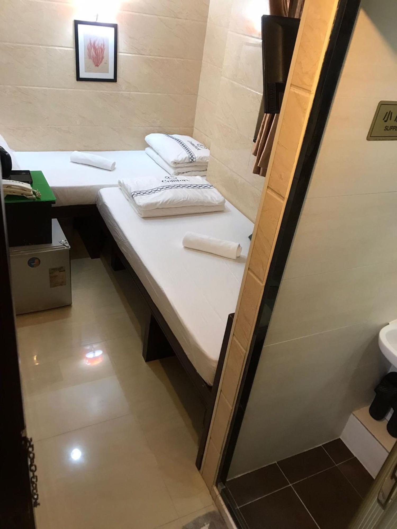 Sun Guest House Гонконг Экстерьер фото